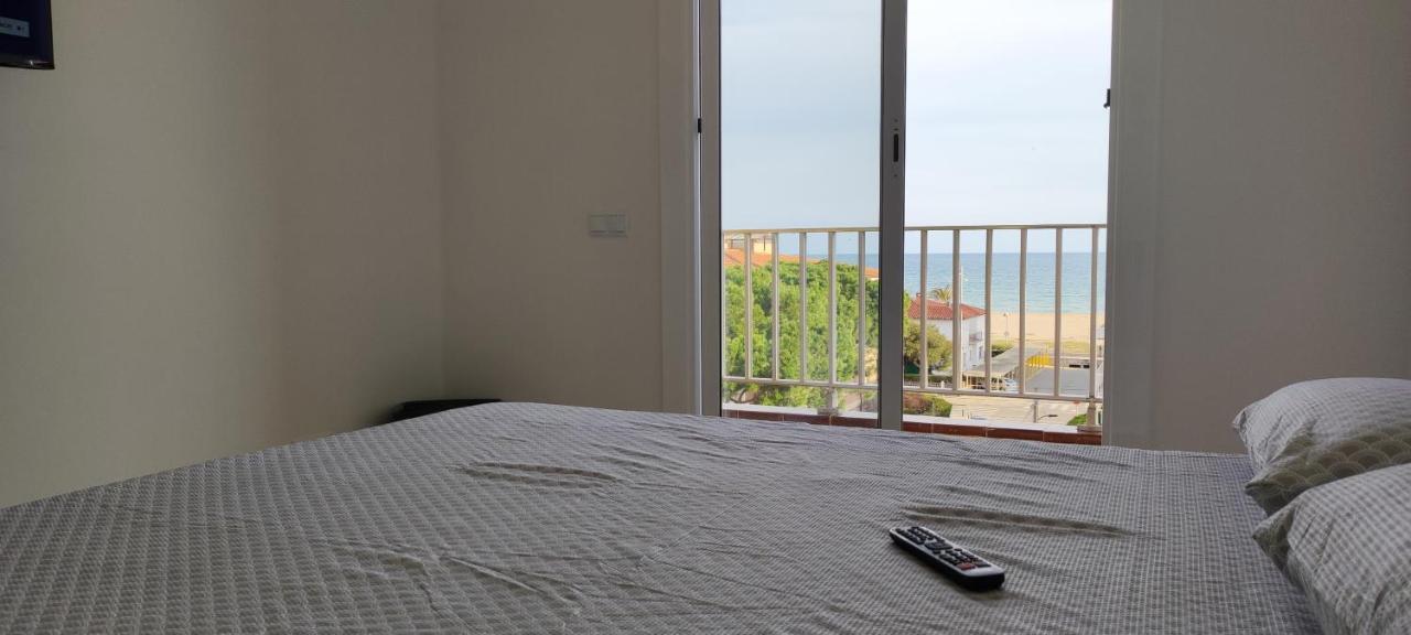 Acogedor Estudio En La Playa, Con Vistas Al Mar, Y Piscina Comunitaria Сан-Сальвадор Екстер'єр фото